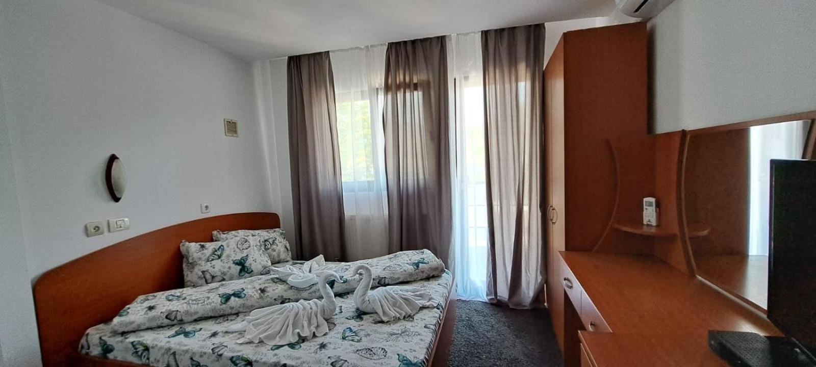 Hotel Pescarus Port Биказ Екстериор снимка